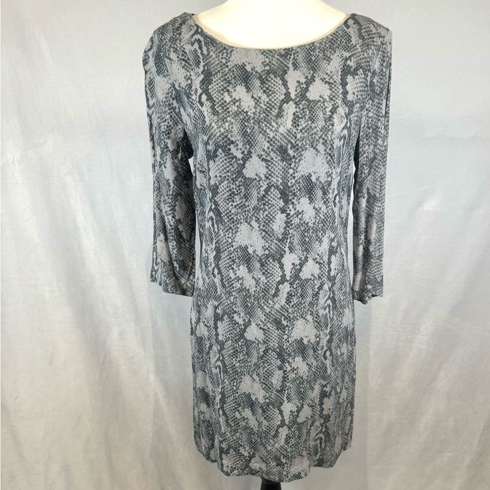 Old navy gray snakeskin shift dress size small